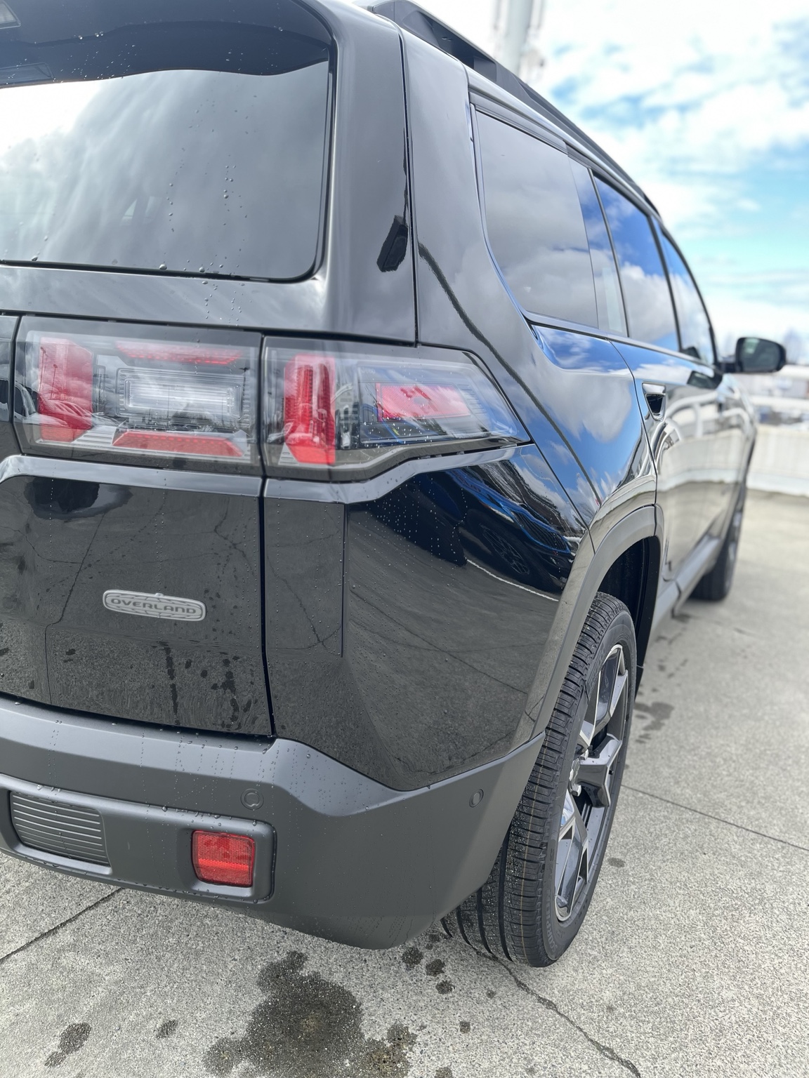 2026 Jeep Cherokee Overland rear badging